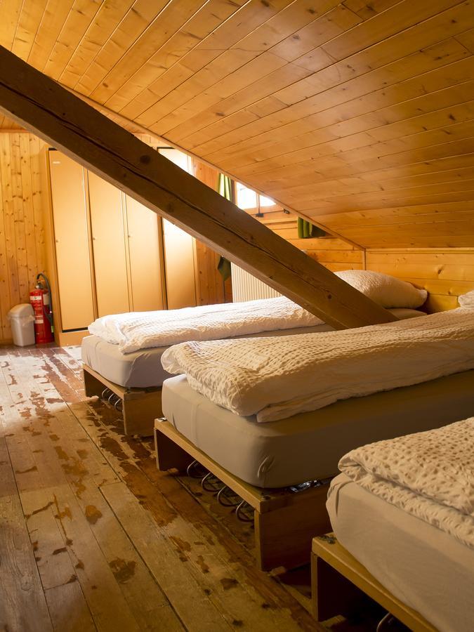 Refuge De Plan-Francey Hotell Moleson Exteriör bild