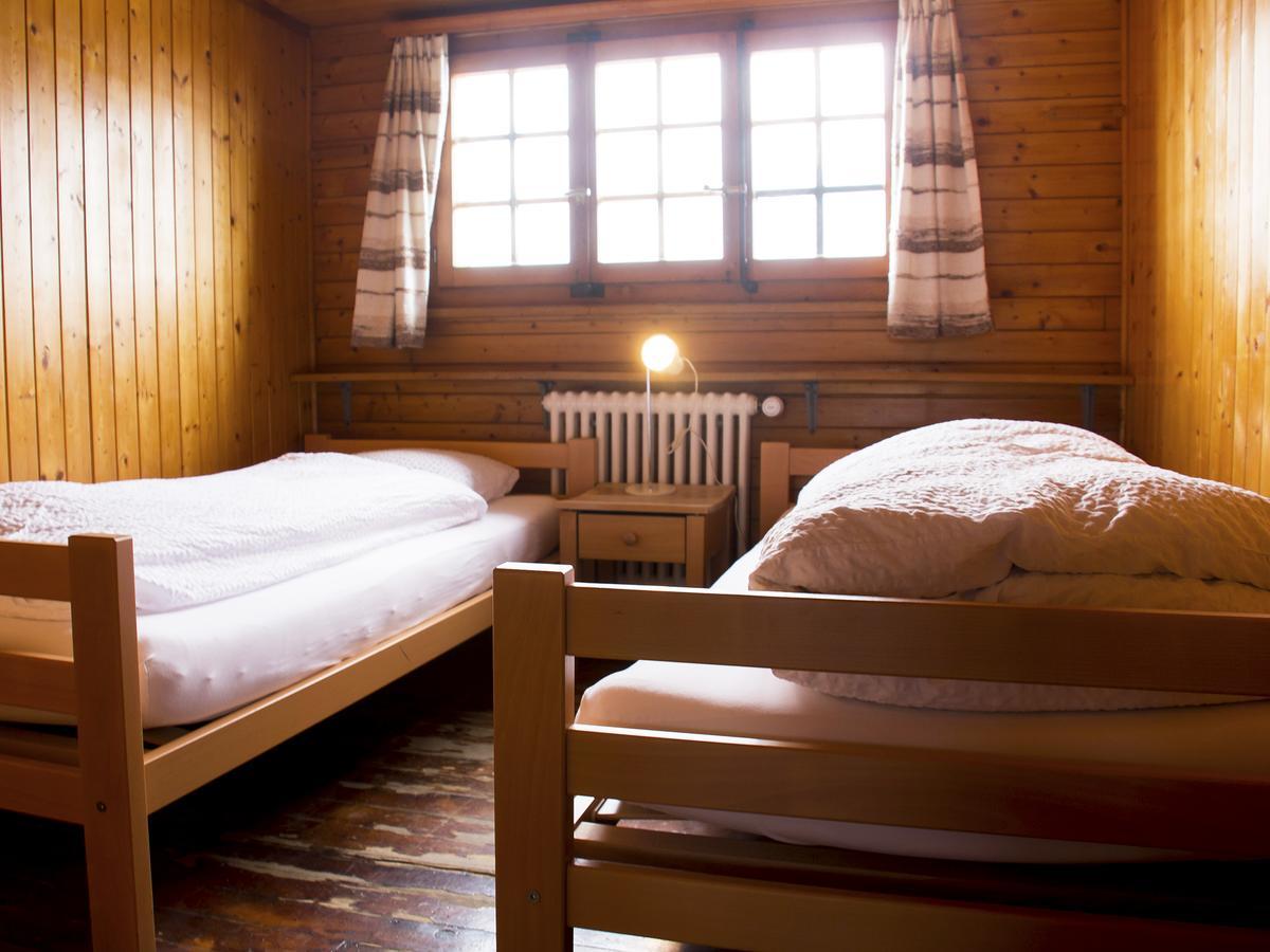 Refuge De Plan-Francey Hotell Moleson Exteriör bild