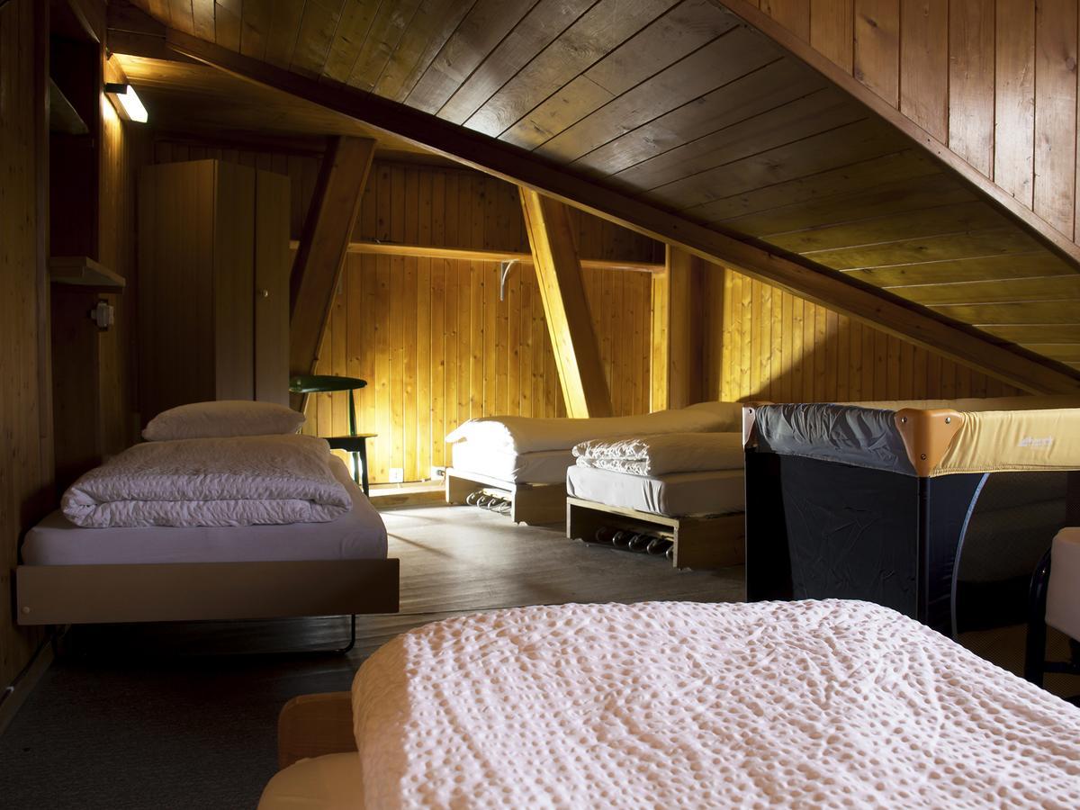 Refuge De Plan-Francey Hotell Moleson Exteriör bild